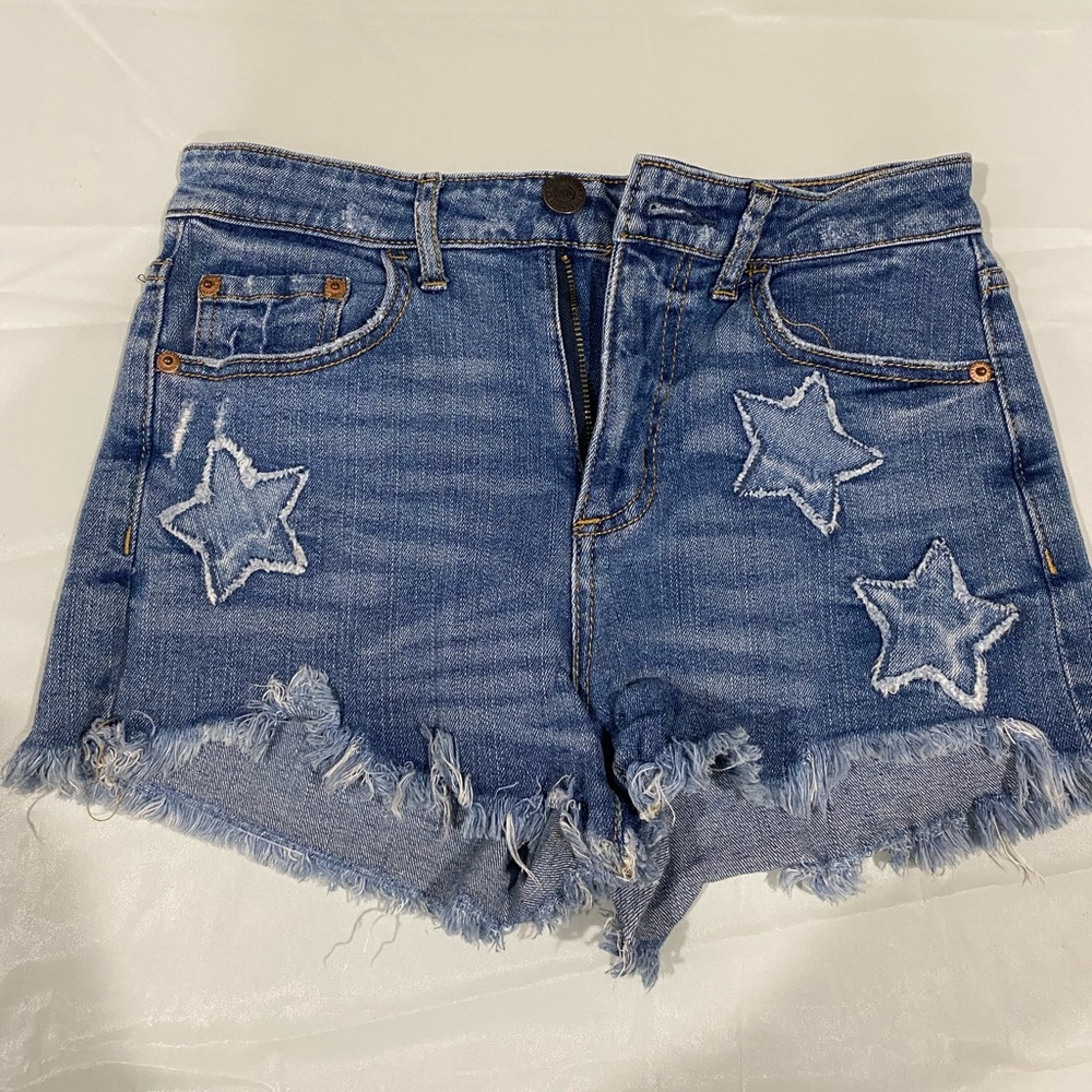 Aeropostale ladies High waisted shorty shorts - Size 2